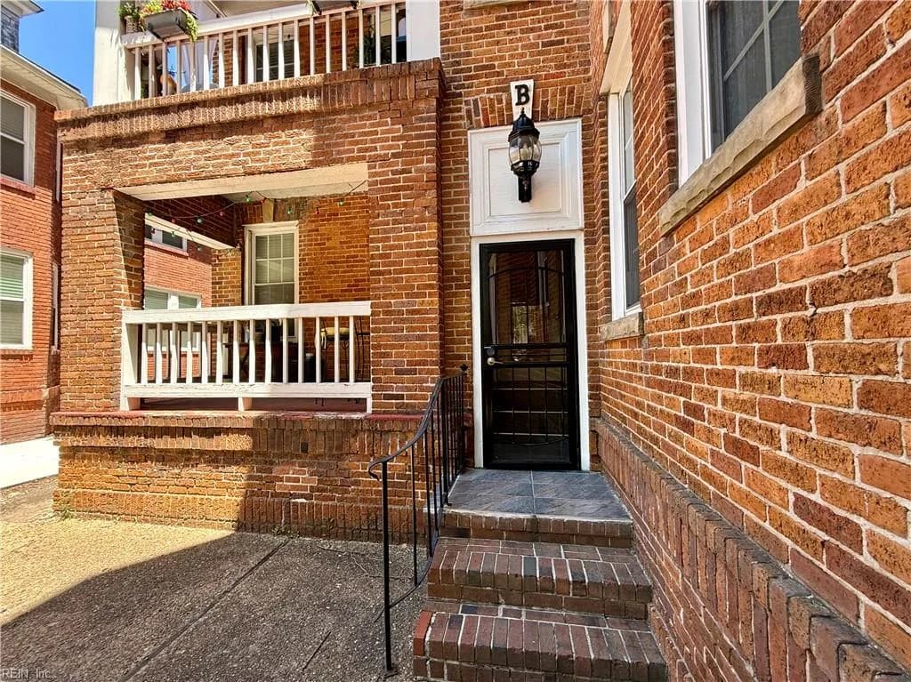 610 W Princess Anne RD #B6, NORFOLK VA 23517 - Photo 2