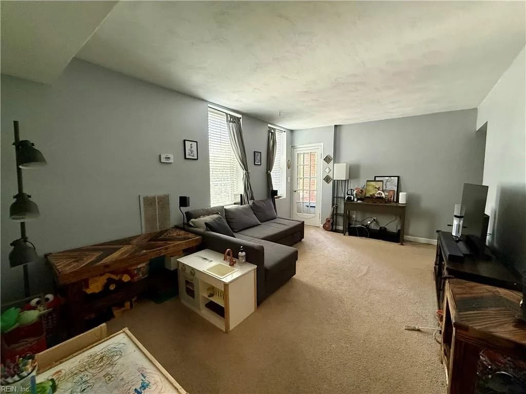 610 W Princess Anne RD #B6, NORFOLK VA 23517 - Photo 5