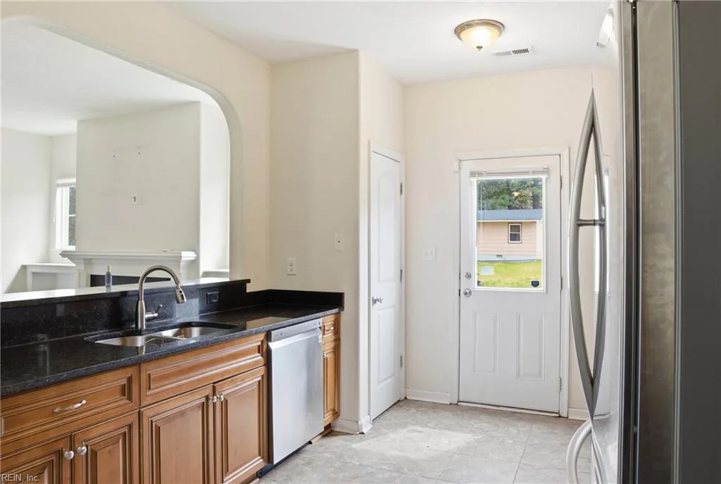 5003 Clifton ST, CHESAPEAKE VA 23321 - Photo 4