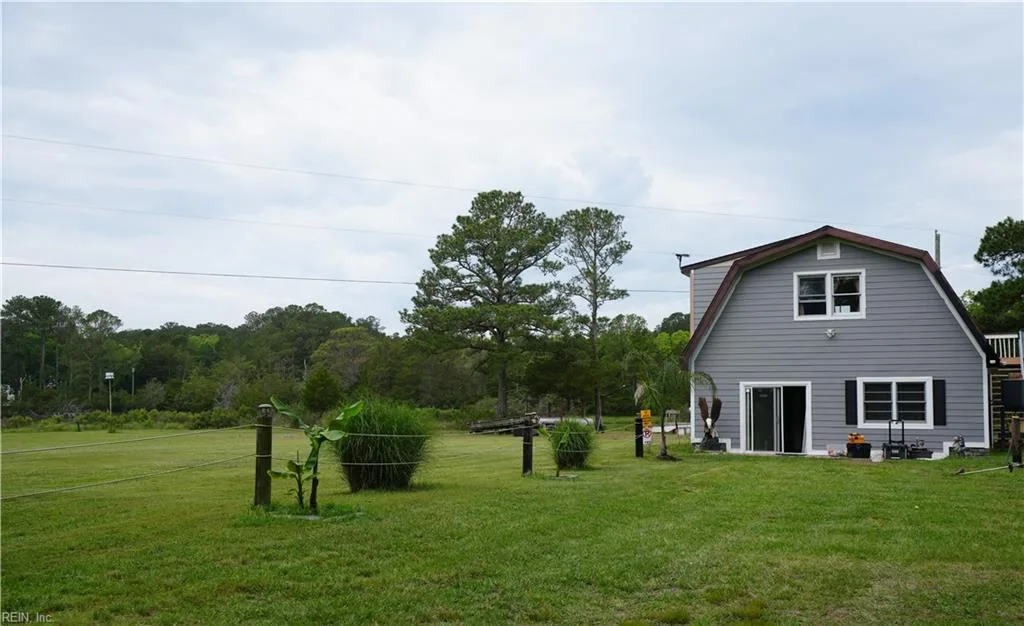 30191 Back Creek RD, HACKSNECK VA 23358