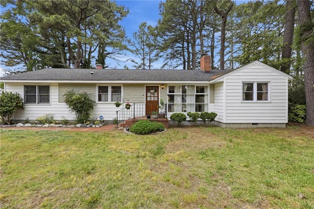 10181 Pine AVE, NASSAWADOX VA 23413 - Photo 3