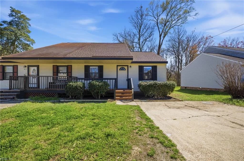 102 Diamond AVE #D, CHESAPEAKE VA 23323 - Photo 2