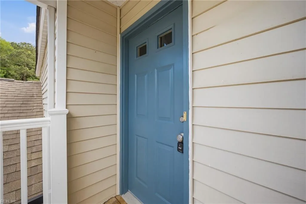 2129 Retreat CT, VIRGINIABEACH VA 23454 - Photo 5