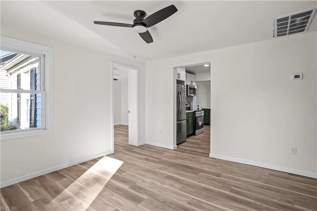 9 Pollux CIR, PORTSMOUTH VA 23701 - Photo 4