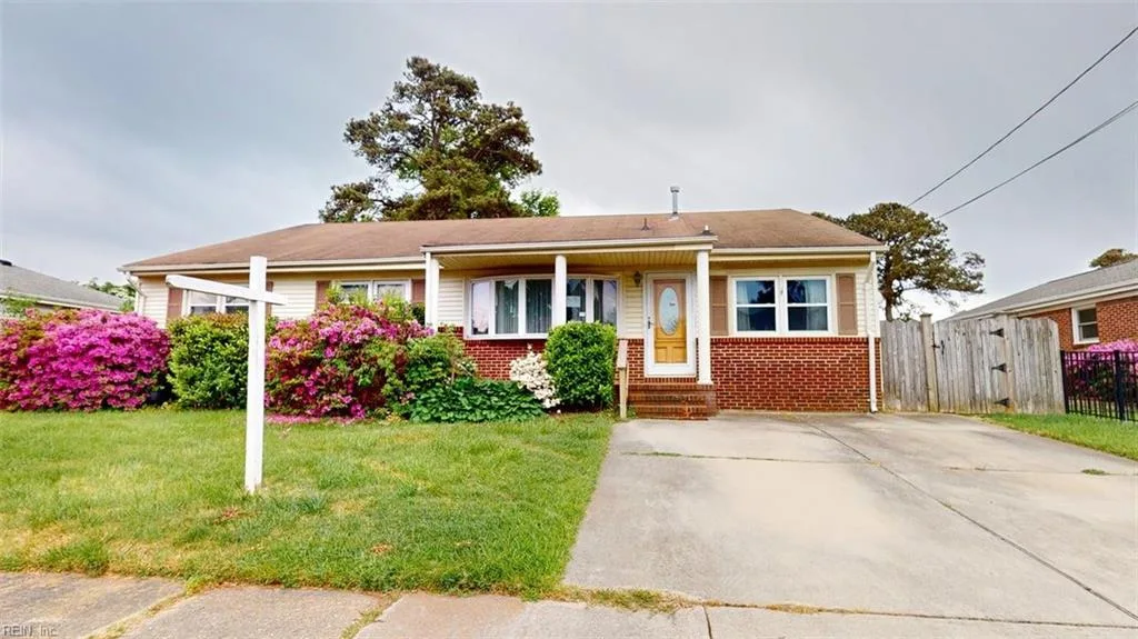 2439 Jasper CT, NORFOLK VA 23518