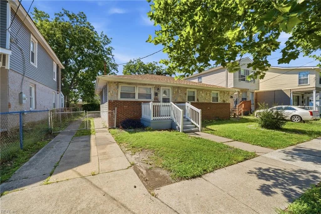 2223 Courtney AVE, NORFOLK VA 23504 - Photo 3