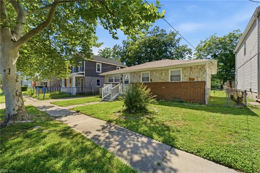 2223 Courtney AVE, NORFOLK VA 23504 - Photo 4