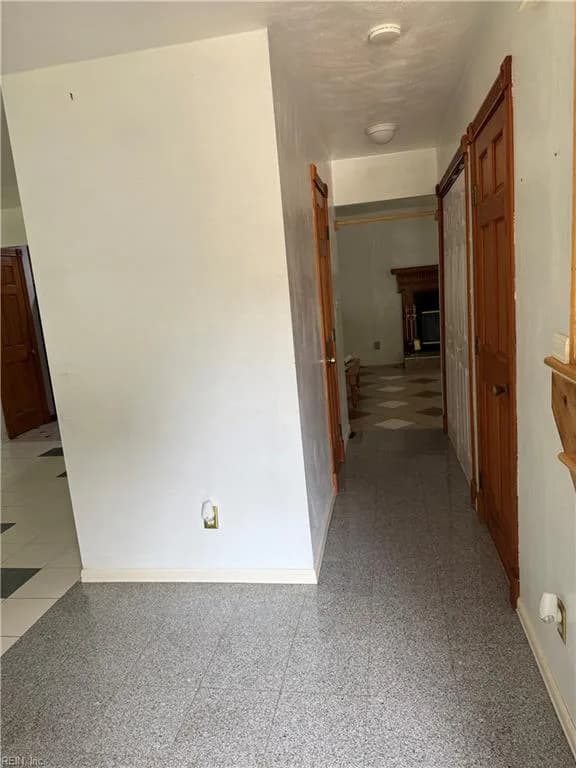 1092 Red Mill BLVD, VIRGINIABEACH VA 23454 - Photo 4