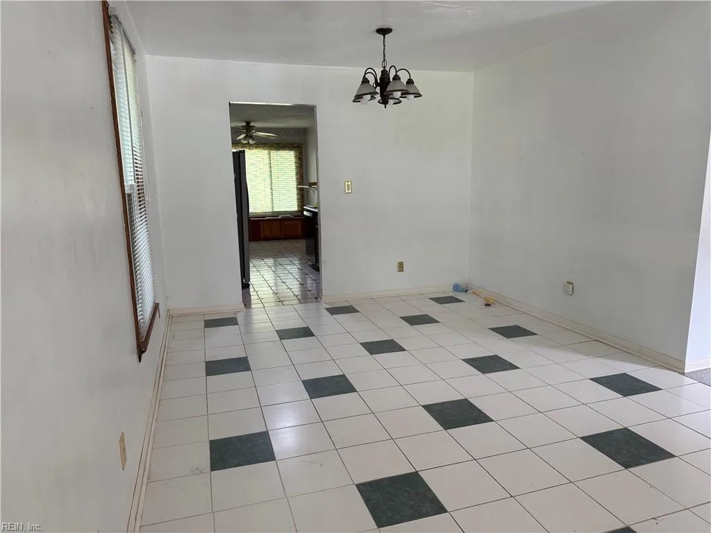 1092 Red Mill BLVD, VIRGINIABEACH VA 23454 - Photo 5