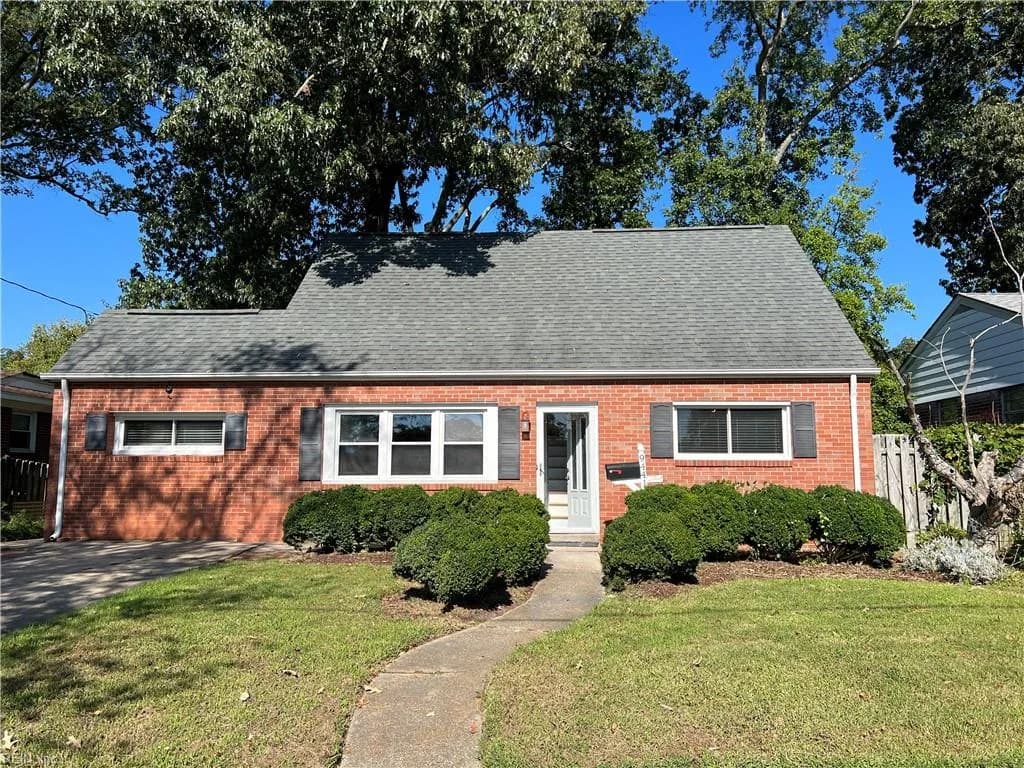 9441 Willow CT, NORFOLK VA 23503 - Main photo