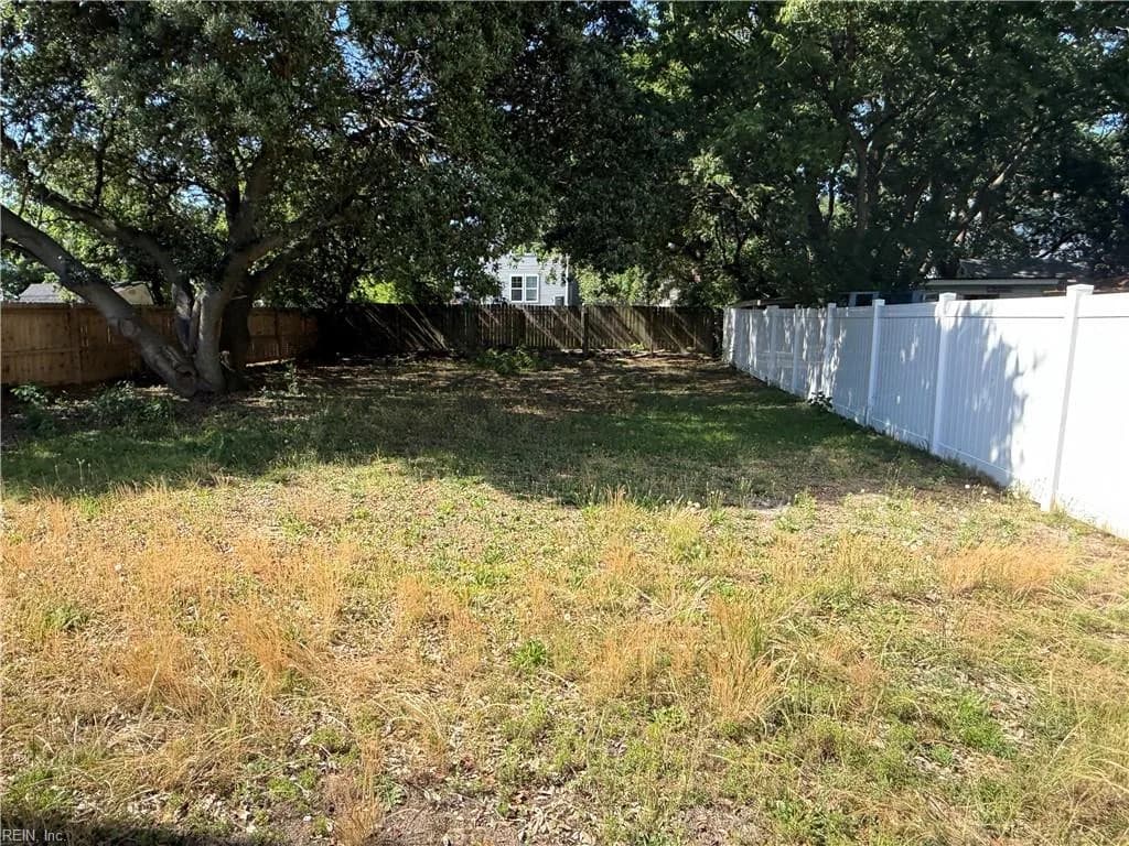 1114 Little Bay AVE, NORFOLK VA 23503 - Photo 5