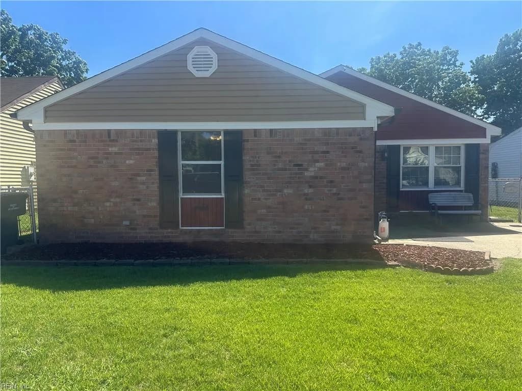2429 MINNESOTA AVE #AVE, NORFOLK VA 23513 - Photo 3