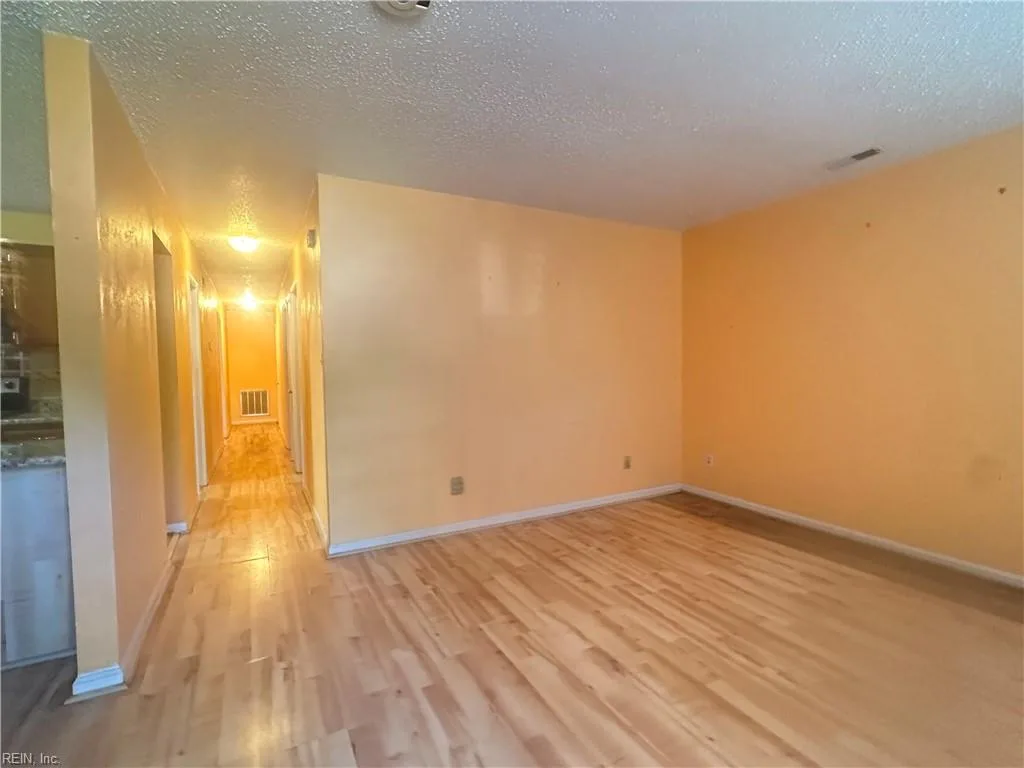 2429 MINNESOTA AVE #AVE, NORFOLK VA 23513 - Photo 5