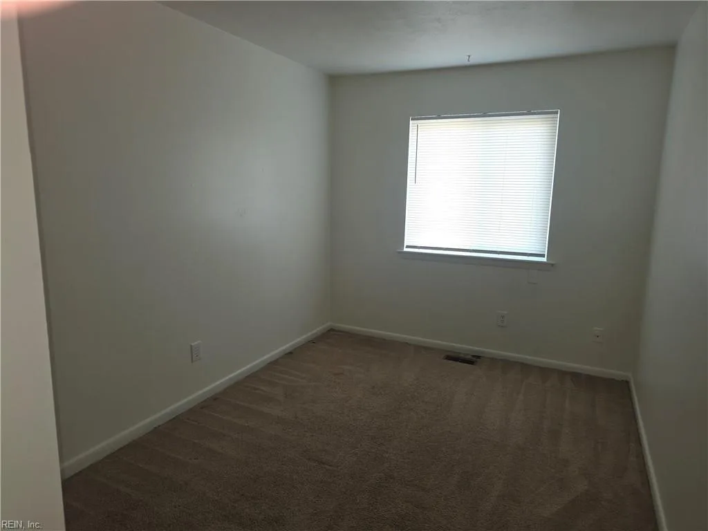 5536 New Colony DR, VIRGINIABEACH VA 23464 - Photo 4