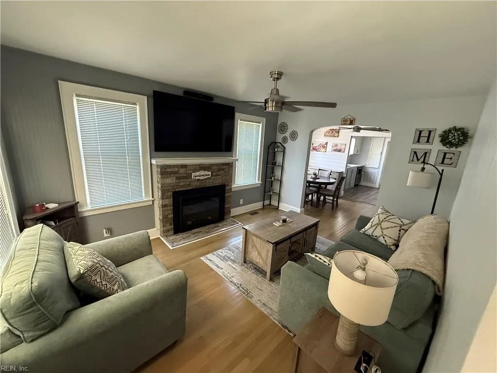 2724 Vimy Ridge AVE, NORFOLK VA 23509 - Photo 3
