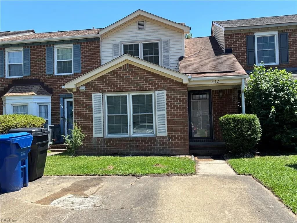 472 Falling LN, VIRGINIABEACH VA 23454 - Photo 2