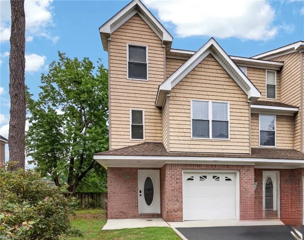 1136 Arlynn LN, VIRGINIABEACH VA 23451 - Photo 2