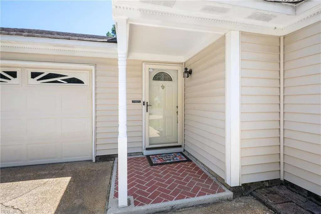 1321 Hamill LN, CHESAPEAKE VA 23320 - Photo 4