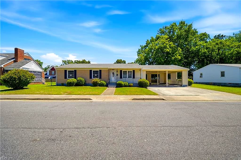 224 Hall ST, FRANKLIN VA 23851 - Photo 3