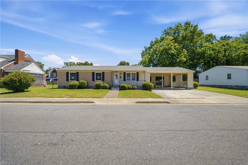 224 Hall ST, FRANKLIN VA 23851 - Photo 3