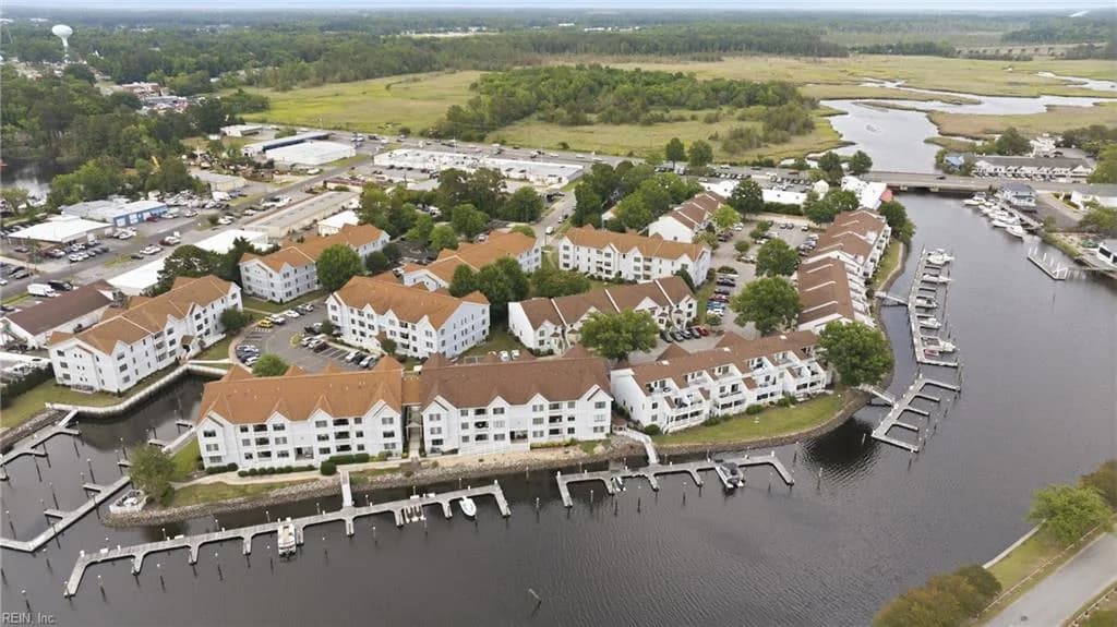 2 Harbor Watch DR #718, CHESAPEAKE VA 23320 - Photo 5
