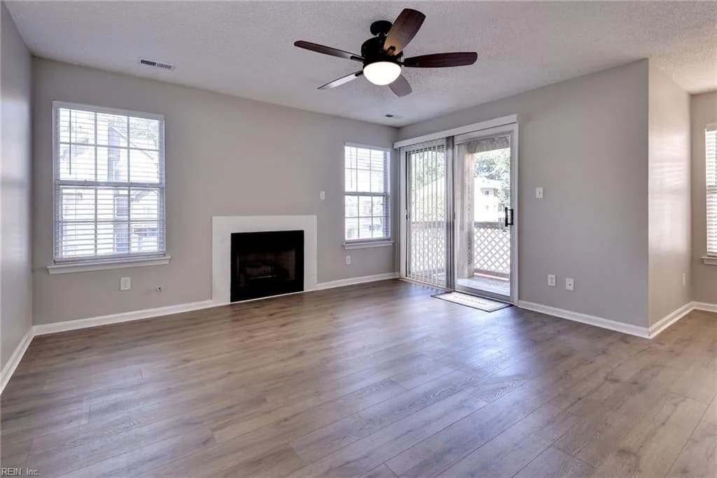 12856 Daybreak CIR, NEWPORT NEWS VA 23602 - Main photo