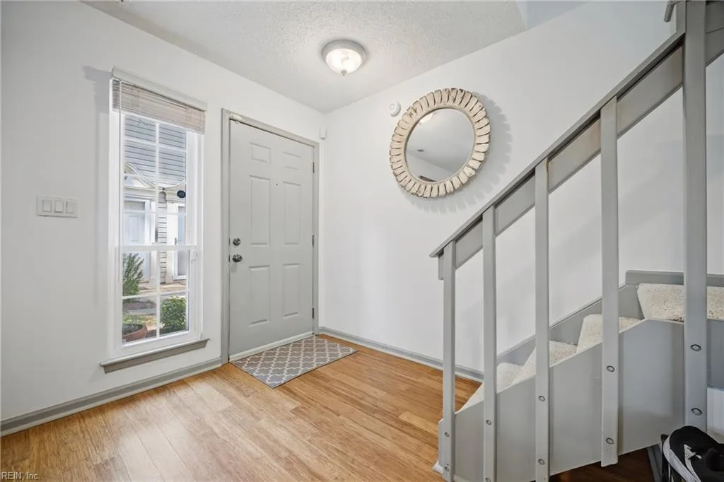 2315 Cretan CT, VIRGINIABEACH VA 23454 - Photo 5