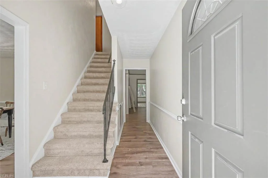 11 Kathy DR, POQUOSON VA 23662 - Photo 5
