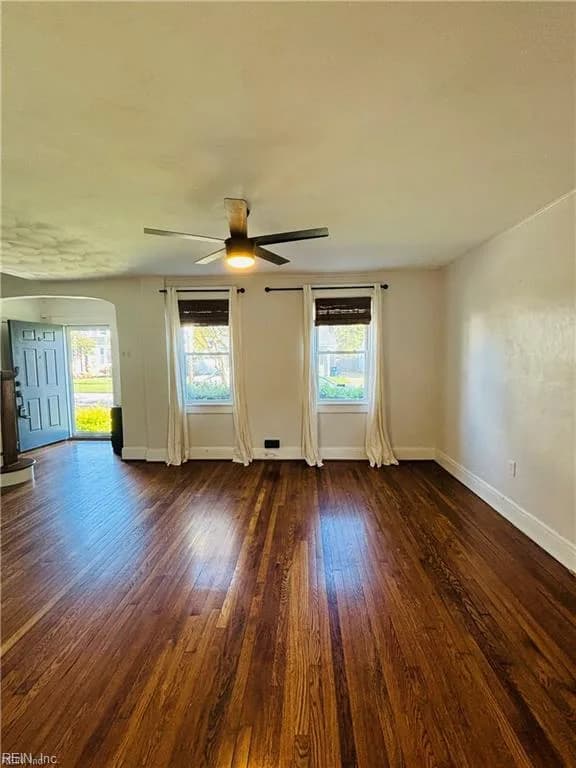 3653 Nottaway ST, NORFOLK VA 23513 - Photo 5