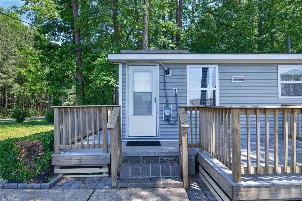 1616 Baptist RD, YORKTOWN VA 23690 - Photo 5