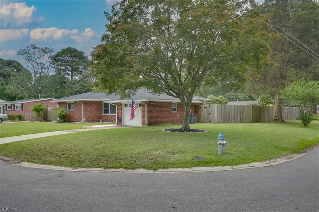 4324 Emporia AVE, CHESAPEAKE VA 23325 - Photo 5