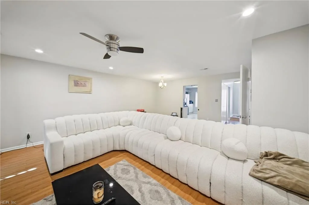 719 Waters DR, VIRGINIABEACH VA 23462 - Photo 5