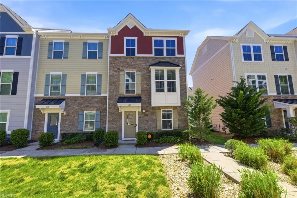 608 Muddy Creek RD, Chesapeake — 3 bed Residential, 1,765 sqft
