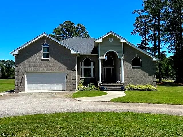 558 Seaford LN, MATHEWS VA 23109