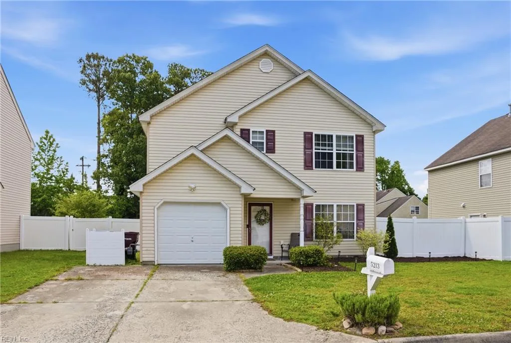 5213 Winery DR, CHESAPEAKE VA 23321