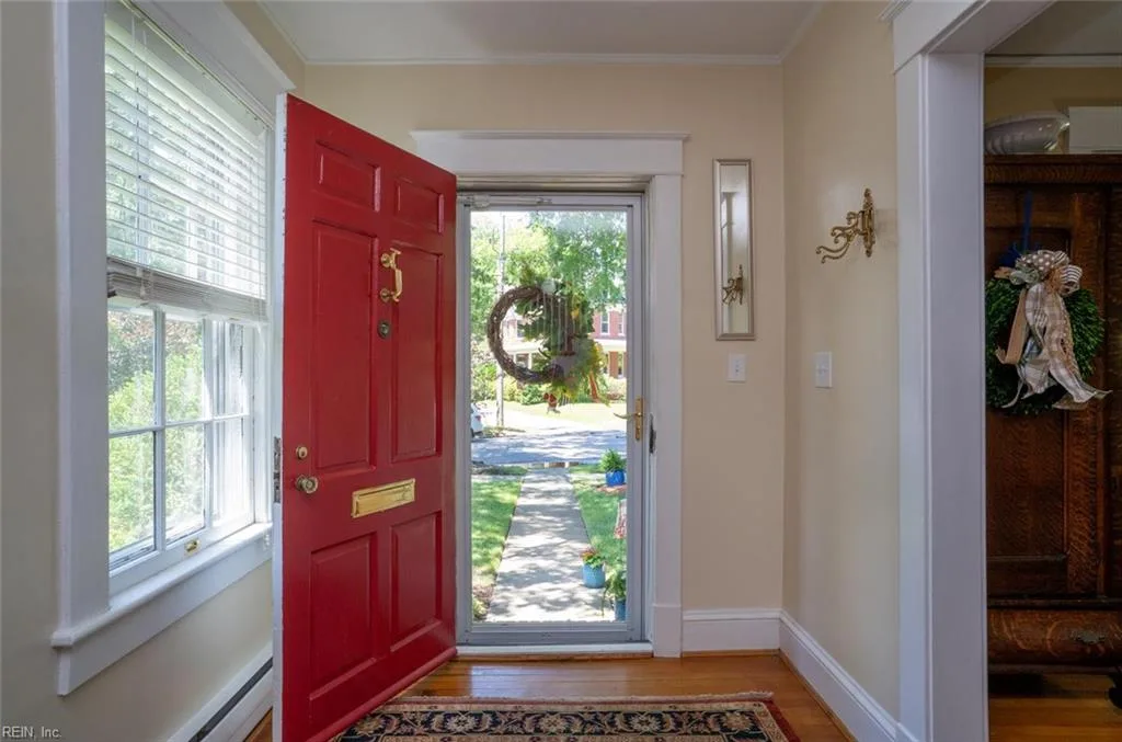 185 Orleans CIR, NORFOLK VA 23509 - Photo 5