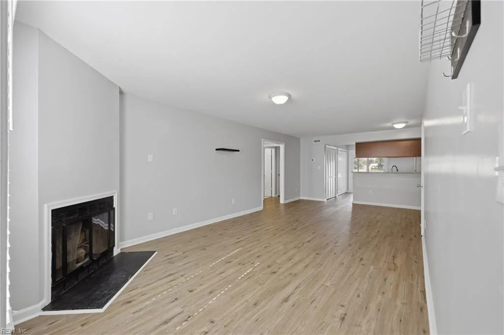 351 Fort Worth AVE #102, NORFOLK VA 23505 - Photo 3