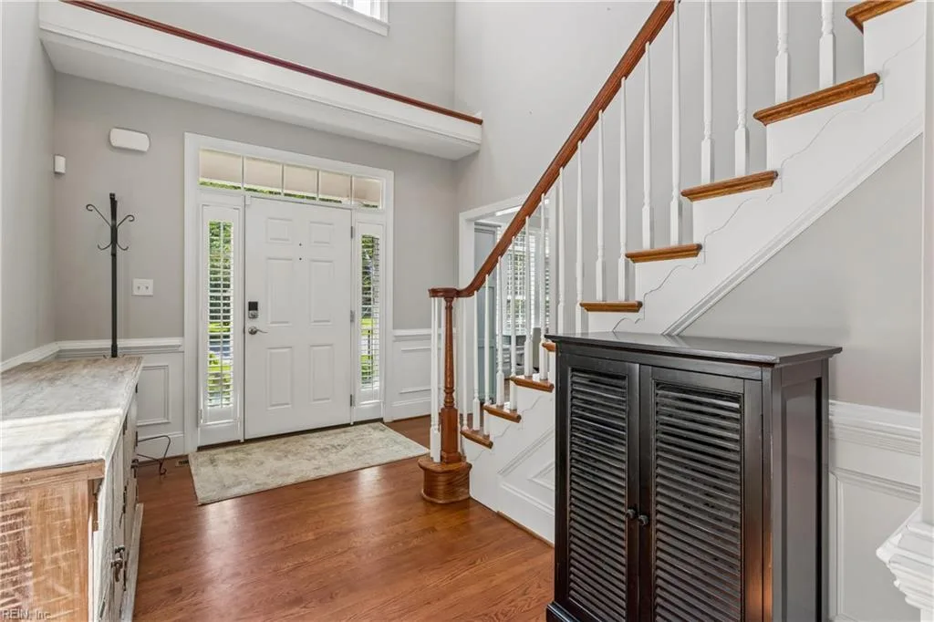 402 Pasture LN, YORKTOWN VA 23693 - Photo 5