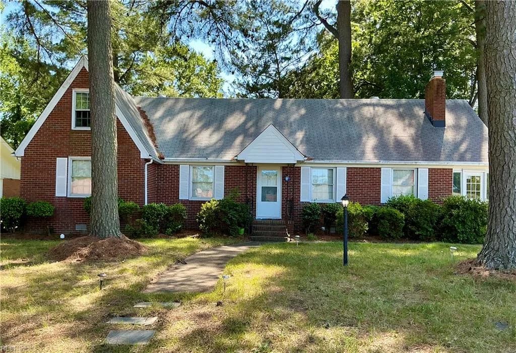 226 Mayflower RD, PORTSMOUTH VA 23701 - Photo 2