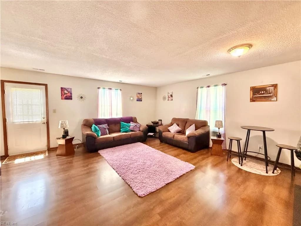 31 Saxony PL, HAMPTON VA 23669 - Photo 3