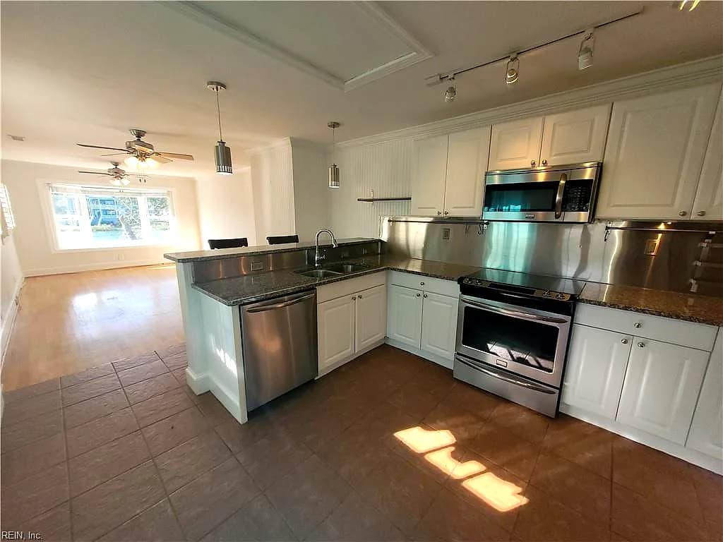 1226 Richmond CRES, NORFOLK VA 23508 - Main photo