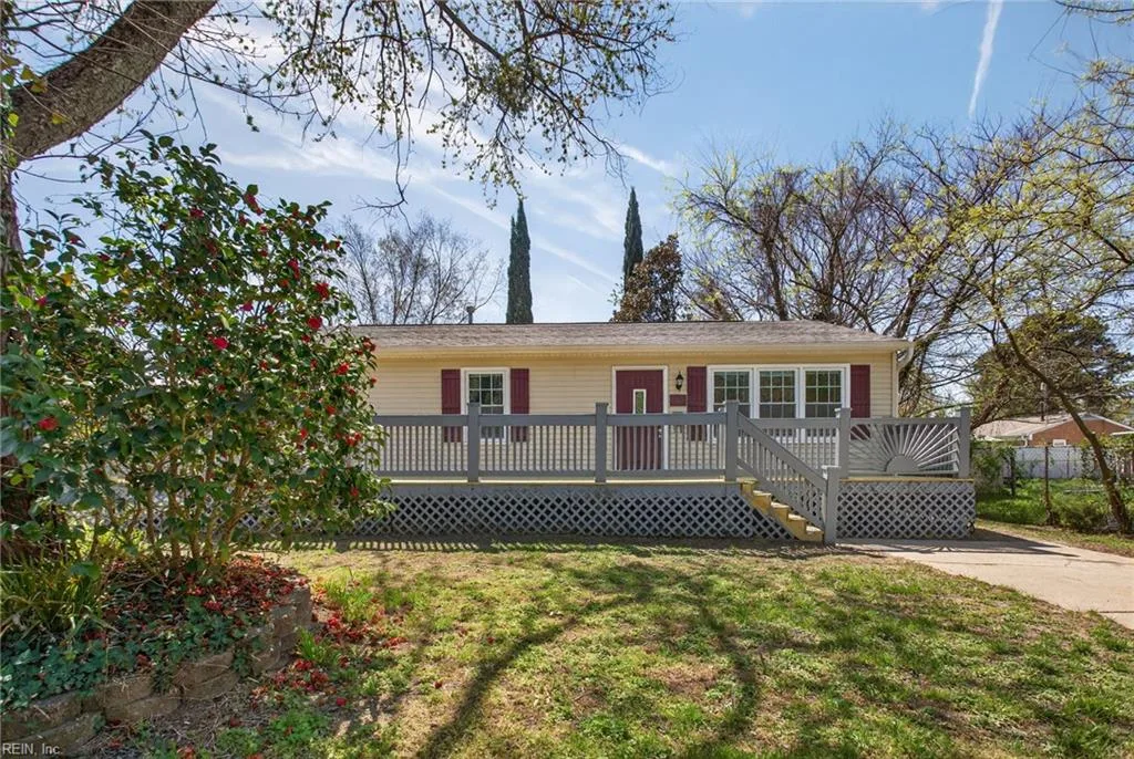 504 Tetra CT, HAMPTON VA 23669 - Photo 3