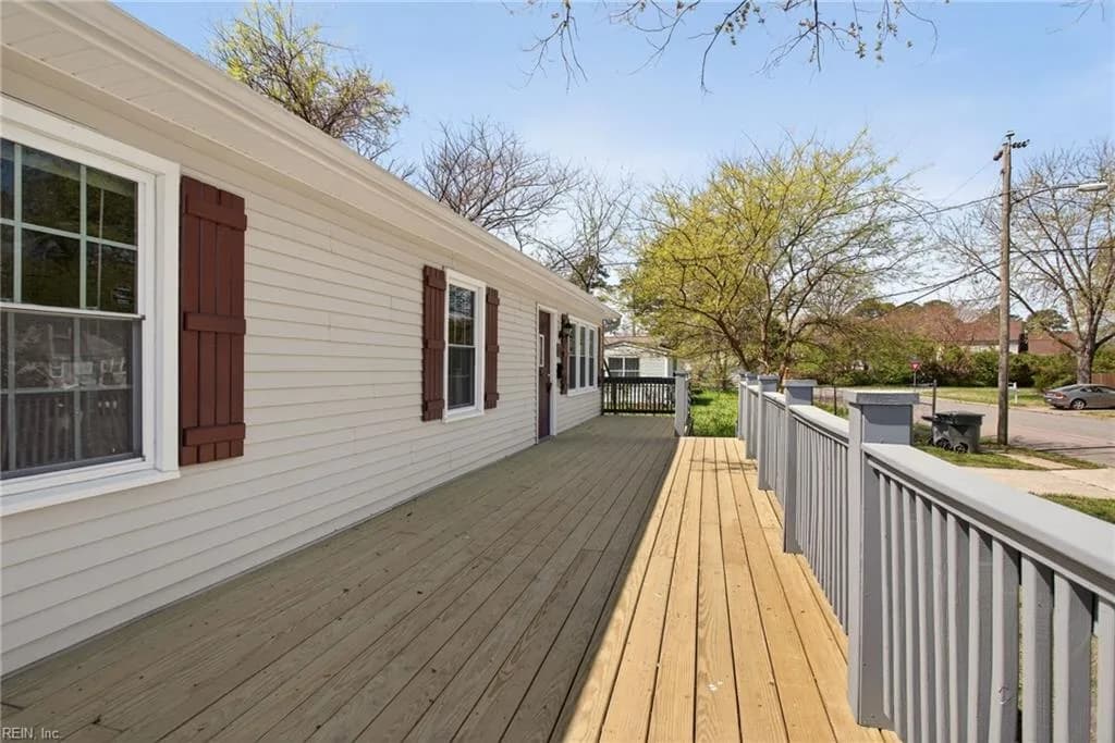 504 Tetra CT, HAMPTON VA 23669 - Photo 5