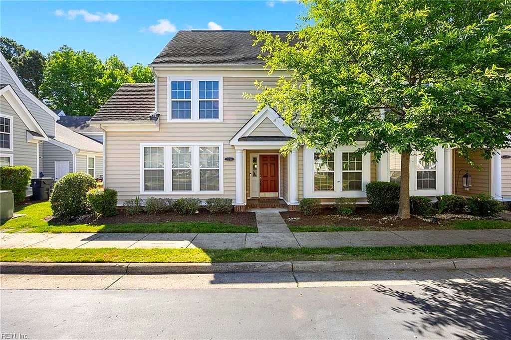 2284 Humphreys DR ##281, Suffolk — 3 bed Residential, 1,800 sqft