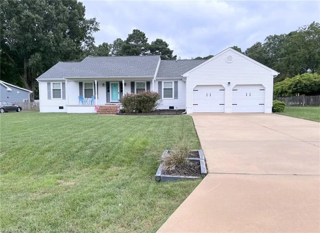 32 Riverside DR, SMITHFIELD VA 23430