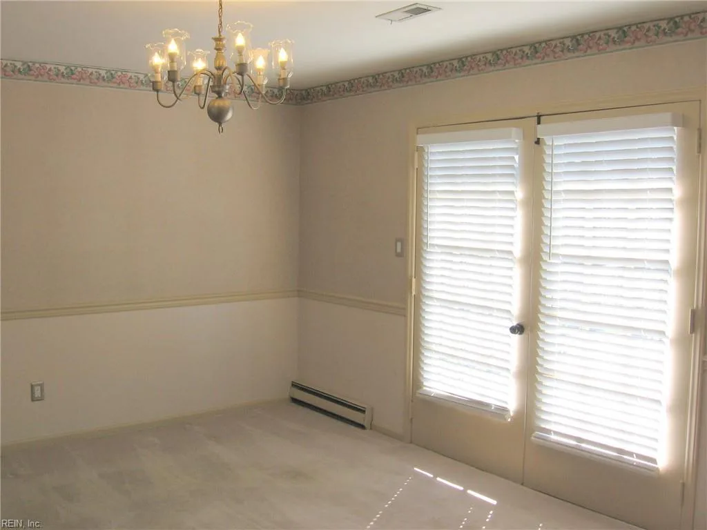 32 Riverside DR, SMITHFIELD VA 23430 - Photo 5
