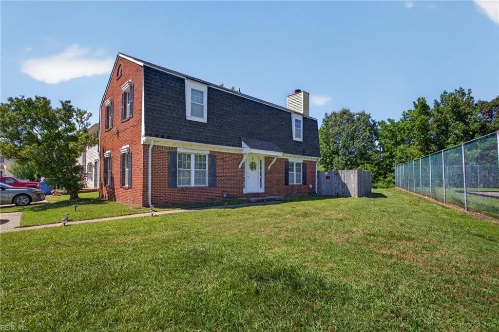 4718 Greenlaw DR, VIRGINIA BEACH VA 23464 - Photo 2
