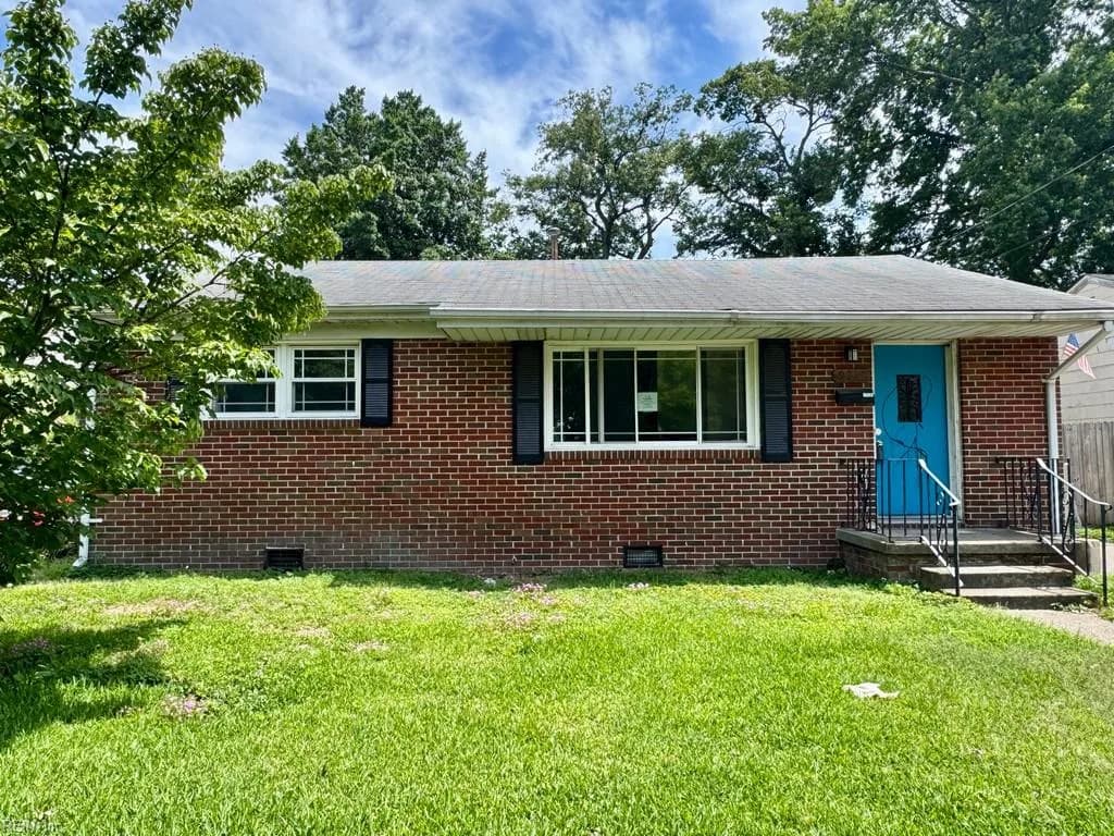 9218 Mason Creek RD, NORFOLK VA 23503 - Photo 2