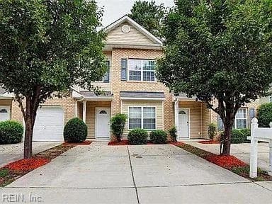 461 Revolution LN, NEWPORTNEWS VA 23608 - Main photo