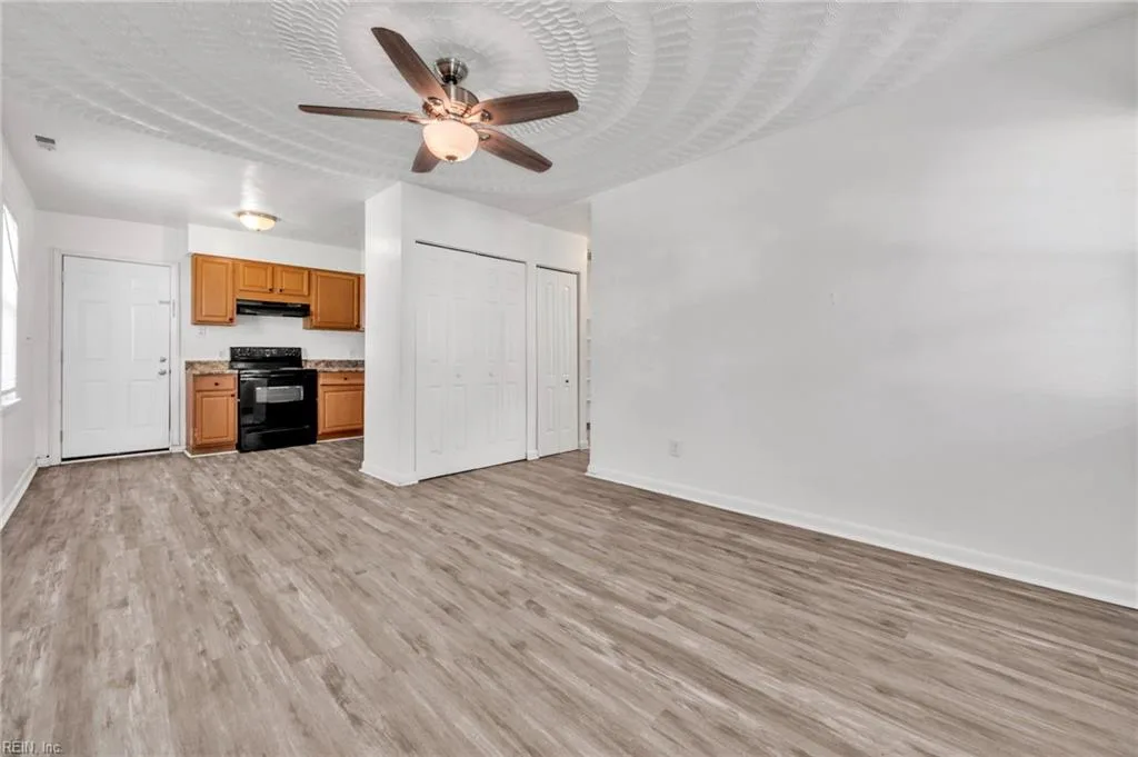 1419 W 40th ST, NORFOLK VA 23508 - Photo 5